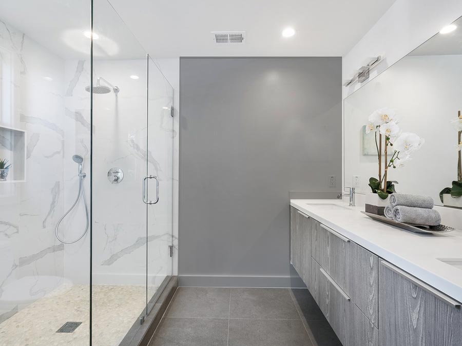 Bathroom with white marble and grey paint wall