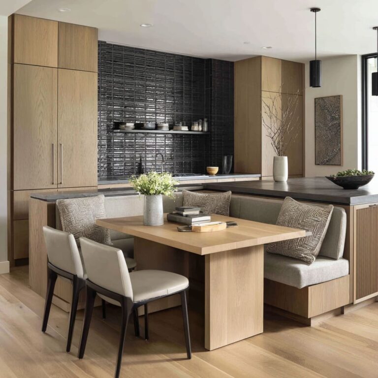Modern Kitchen Islands With Seating: Built-In Design Ideas